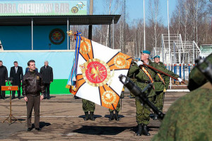 Фото ВЧ 28337. Вручение ордена Кутузова 45- му ОГПСН